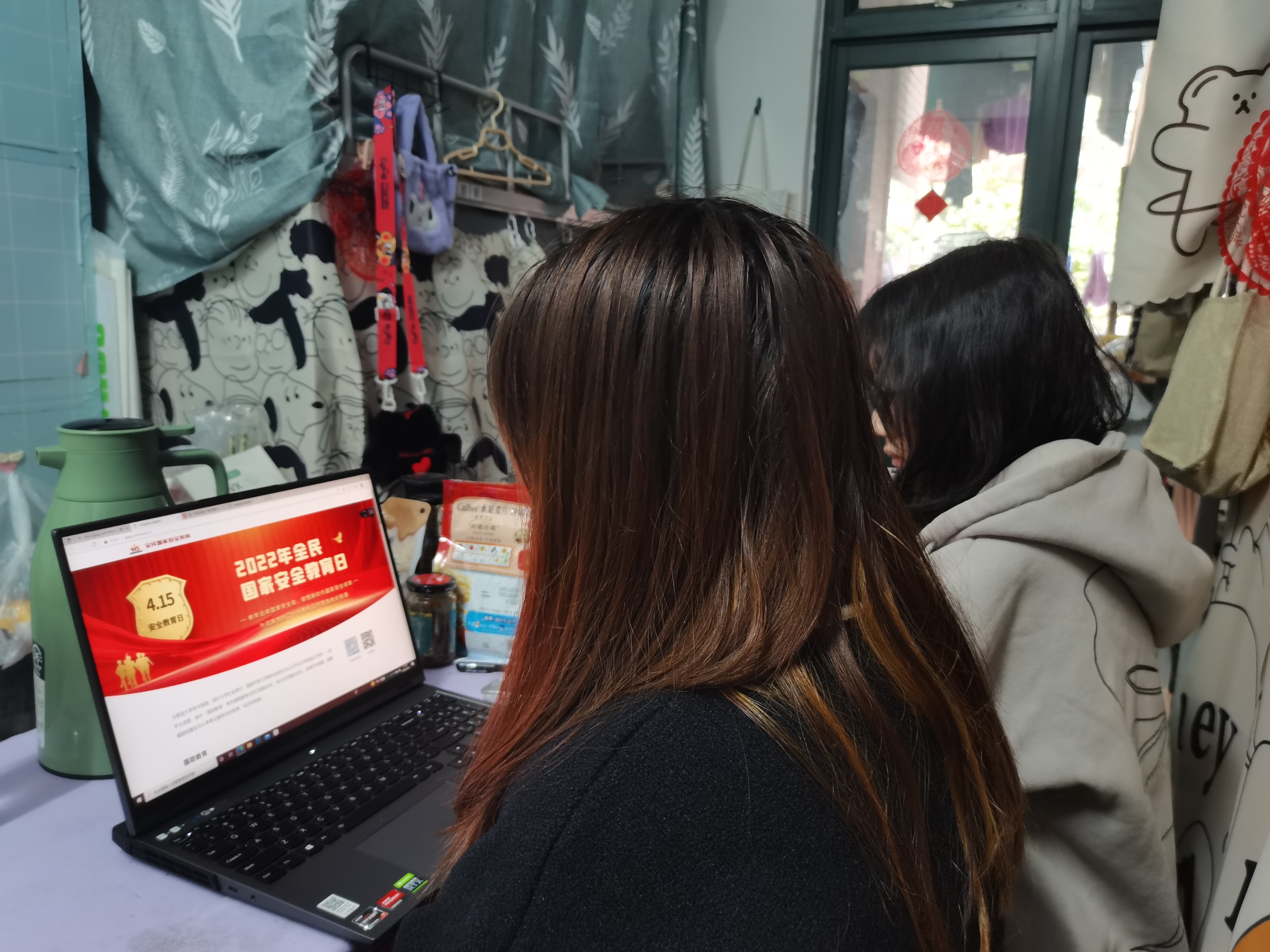 千万师生同上一堂国家安全教育课 观看照片 （1）.JPG