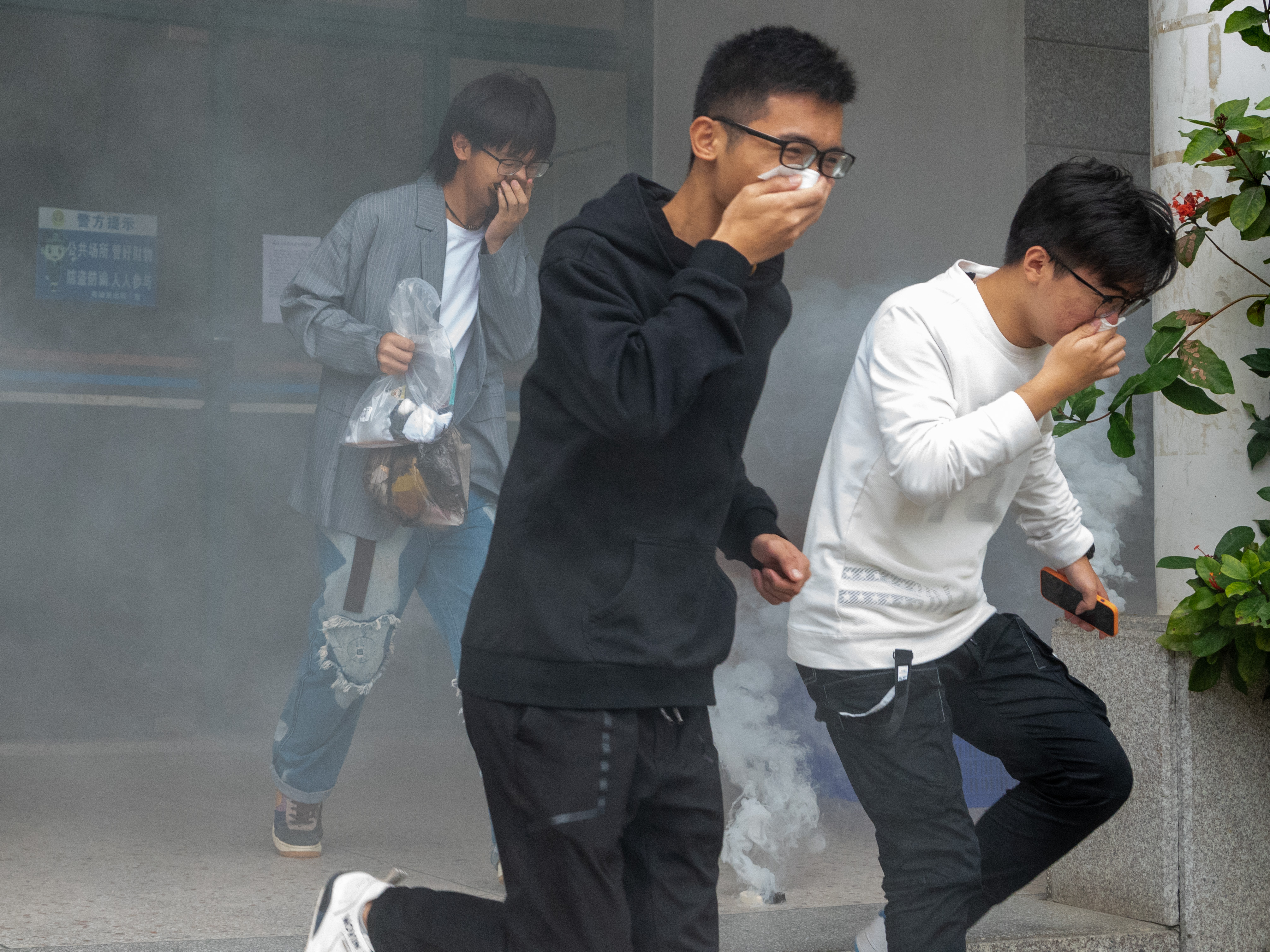 逃生期间1.jpg
