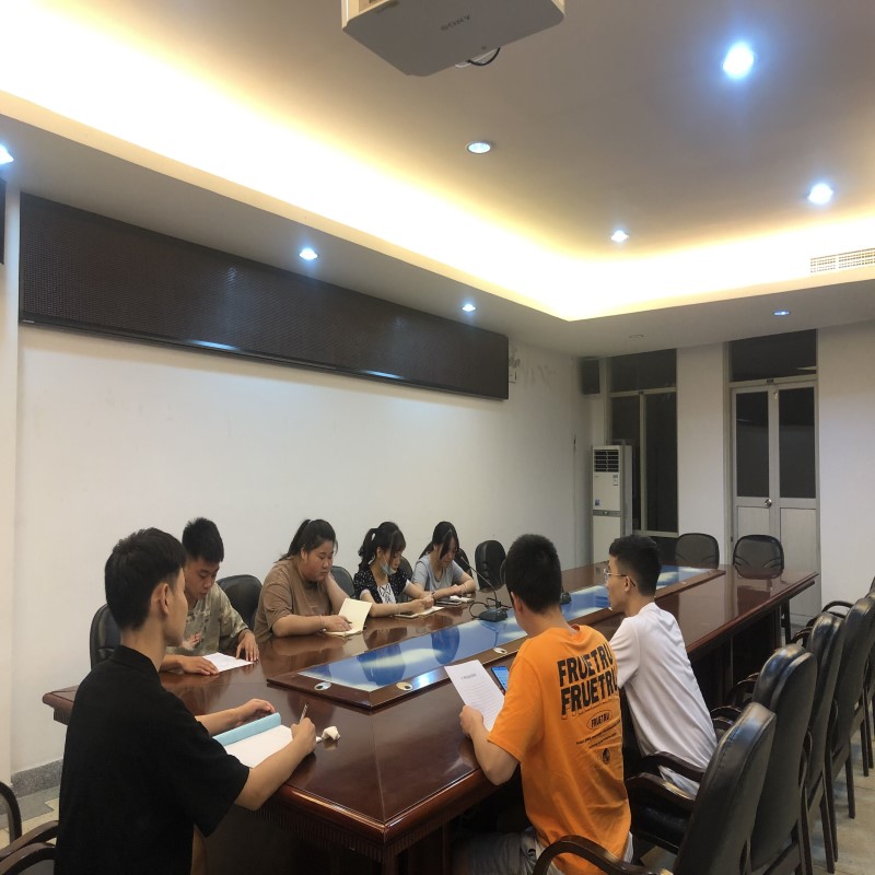 新学期学生会工作会议.jpg