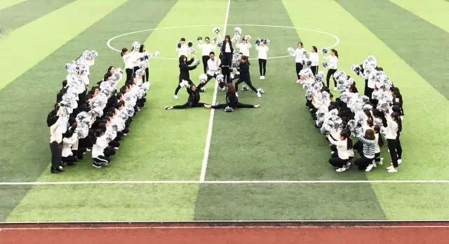 参赛队伍精彩表演.JPG