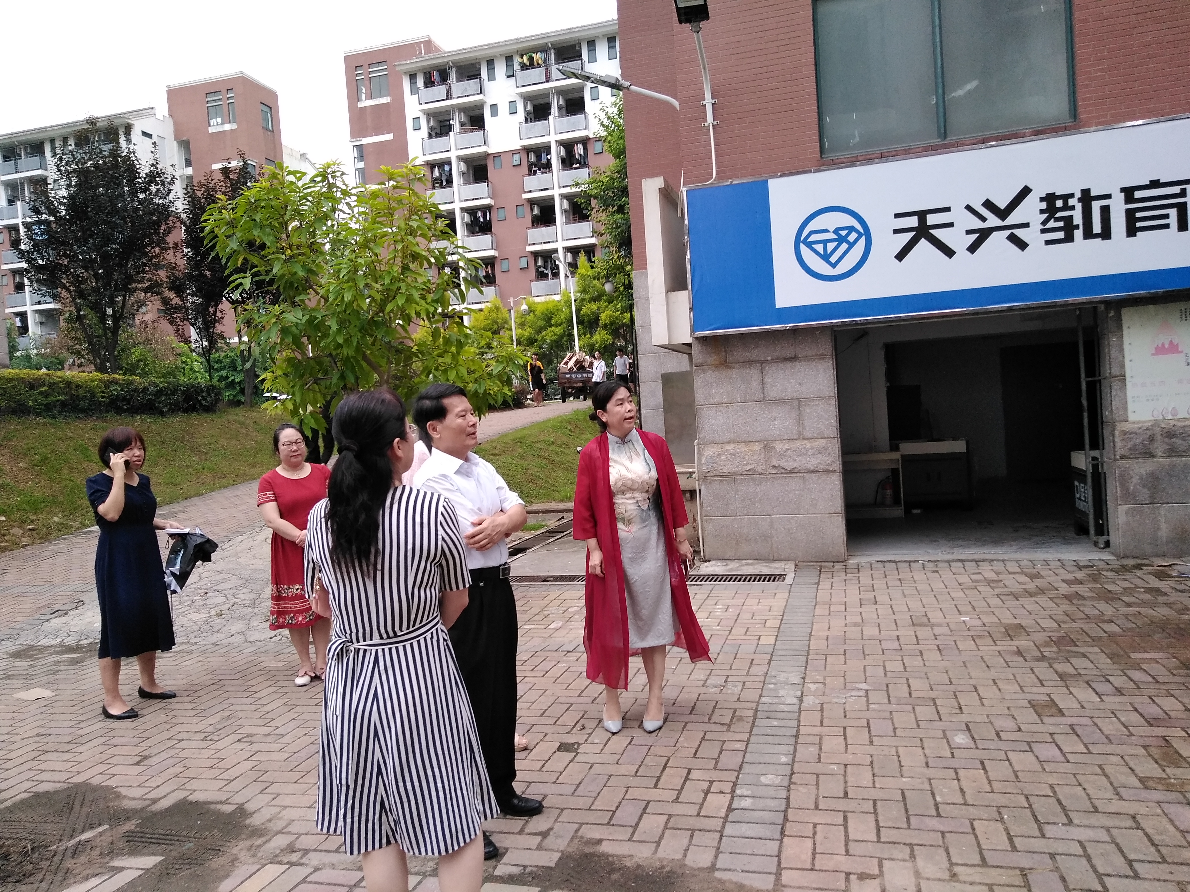 图1..jpg