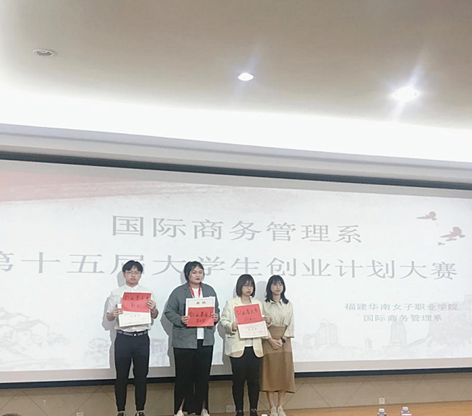 1Y6G8RTL`XTLWVV[48~T772_副本.jpg