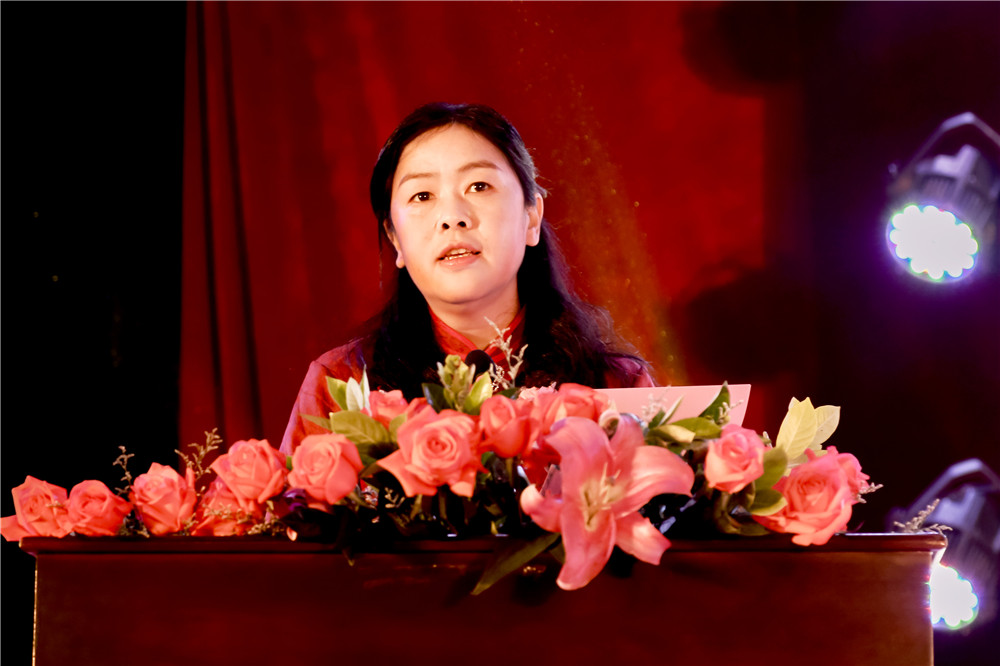 9acef6b325abb620276f2d33af1f1460.jpg