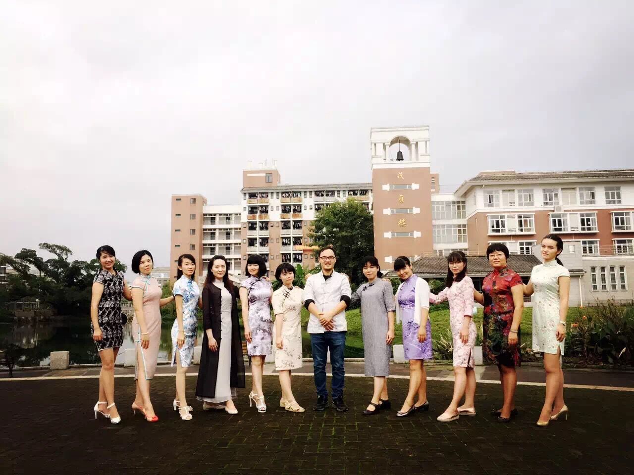 学前教育专业教师.jpg