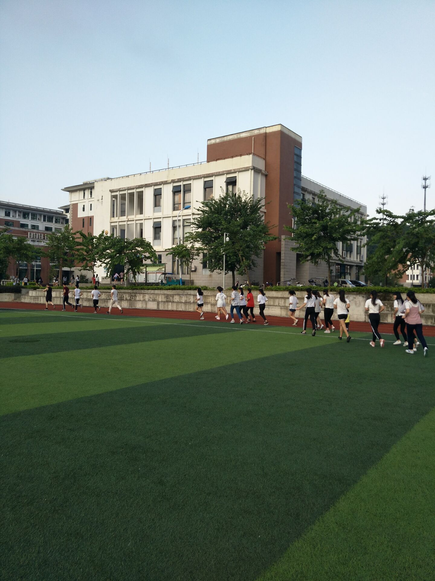 QQ图片20161028092315.jpg