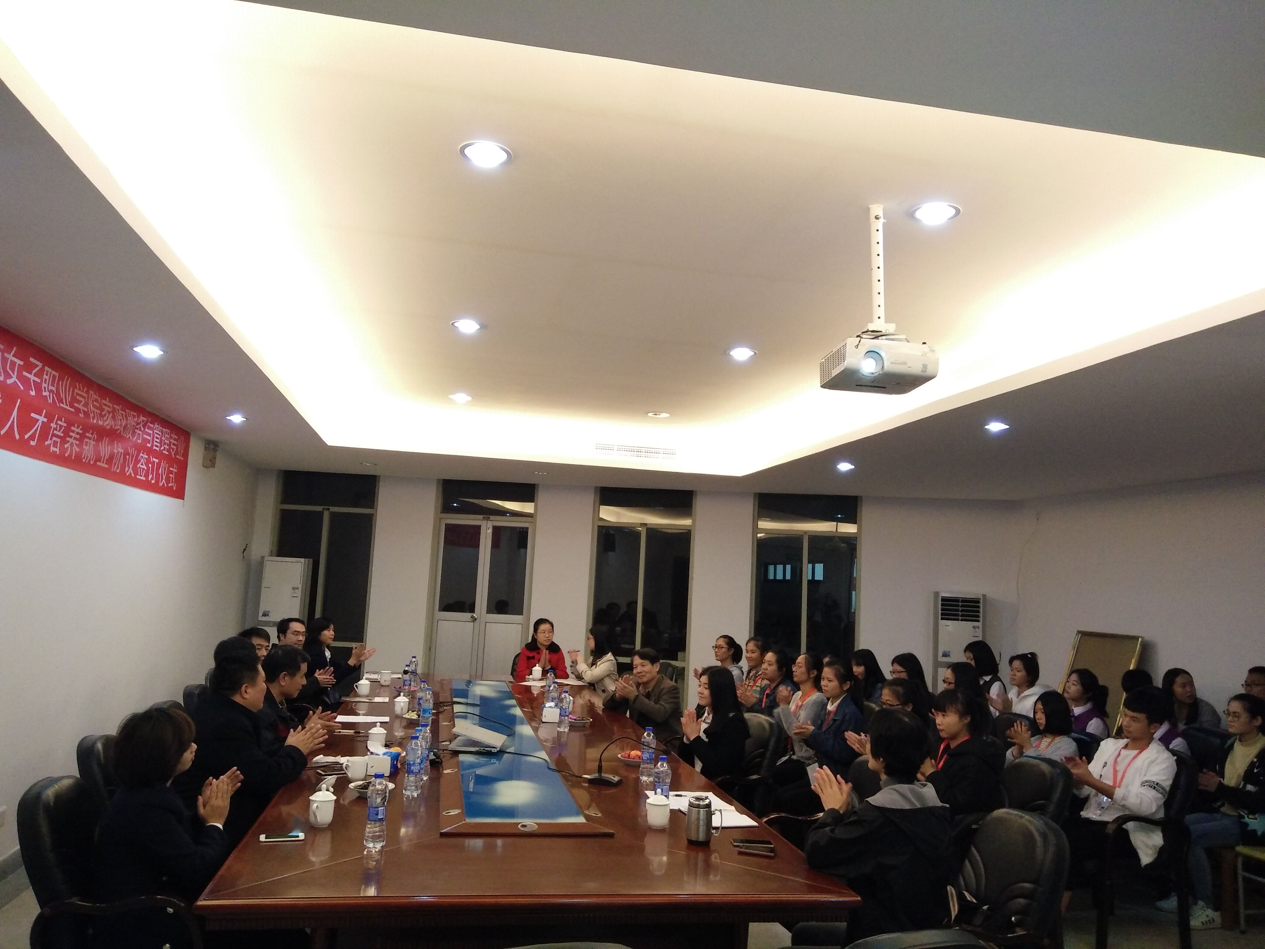 QQ图片20161124001531.jpg